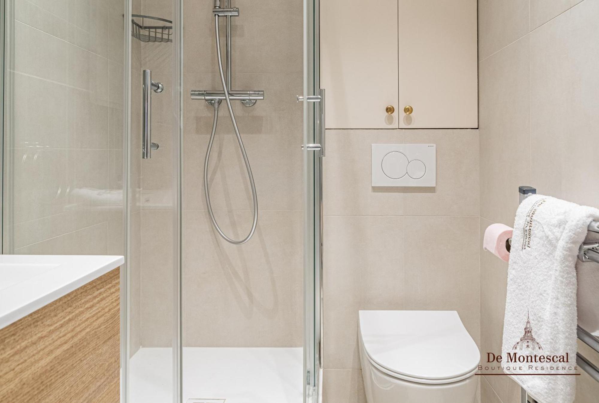 De Montescal- Montparnasse Central With Ac 11 To 14M2 Studio In A Prime Location 巴黎 外观 照片