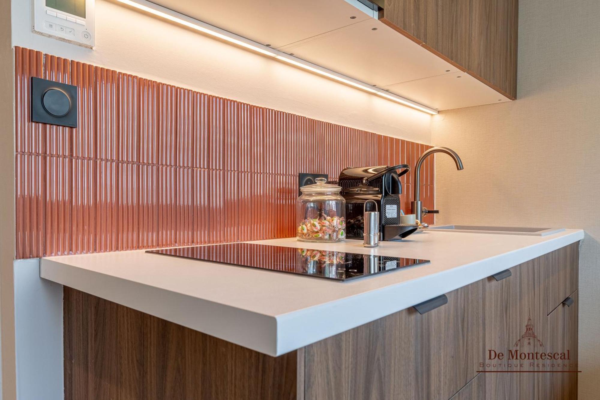 De Montescal- Montparnasse Central With Ac 11 To 14M2 Studio In A Prime Location 巴黎 外观 照片