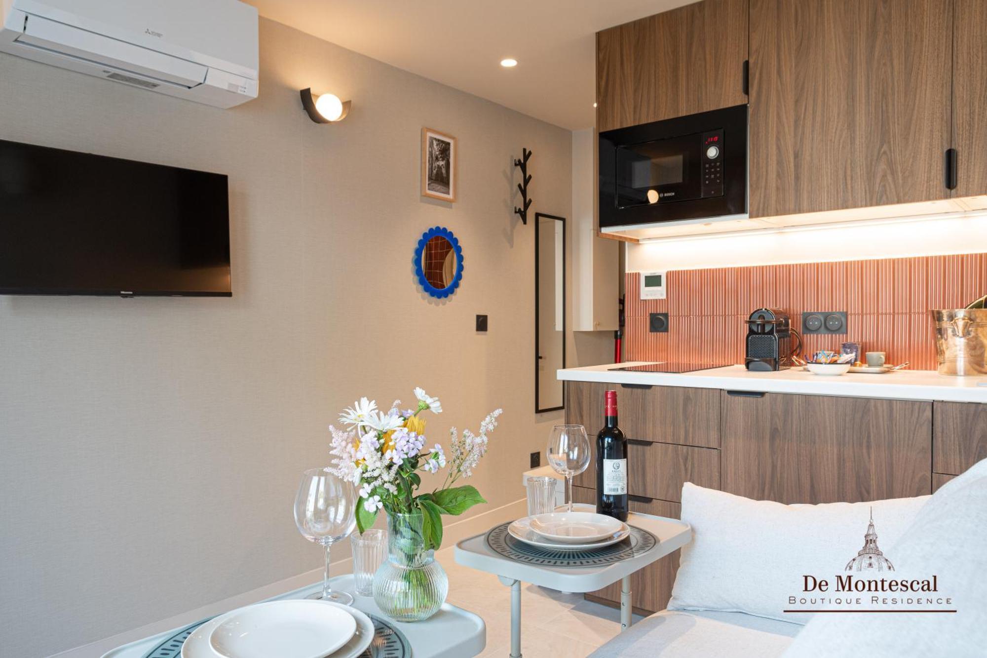 De Montescal- Montparnasse Central With Ac 11 To 14M2 Studio In A Prime Location 巴黎 外观 照片