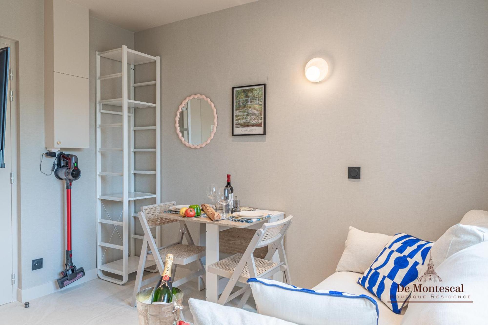 De Montescal- Montparnasse Central With Ac 11 To 14M2 Studio In A Prime Location 巴黎 外观 照片