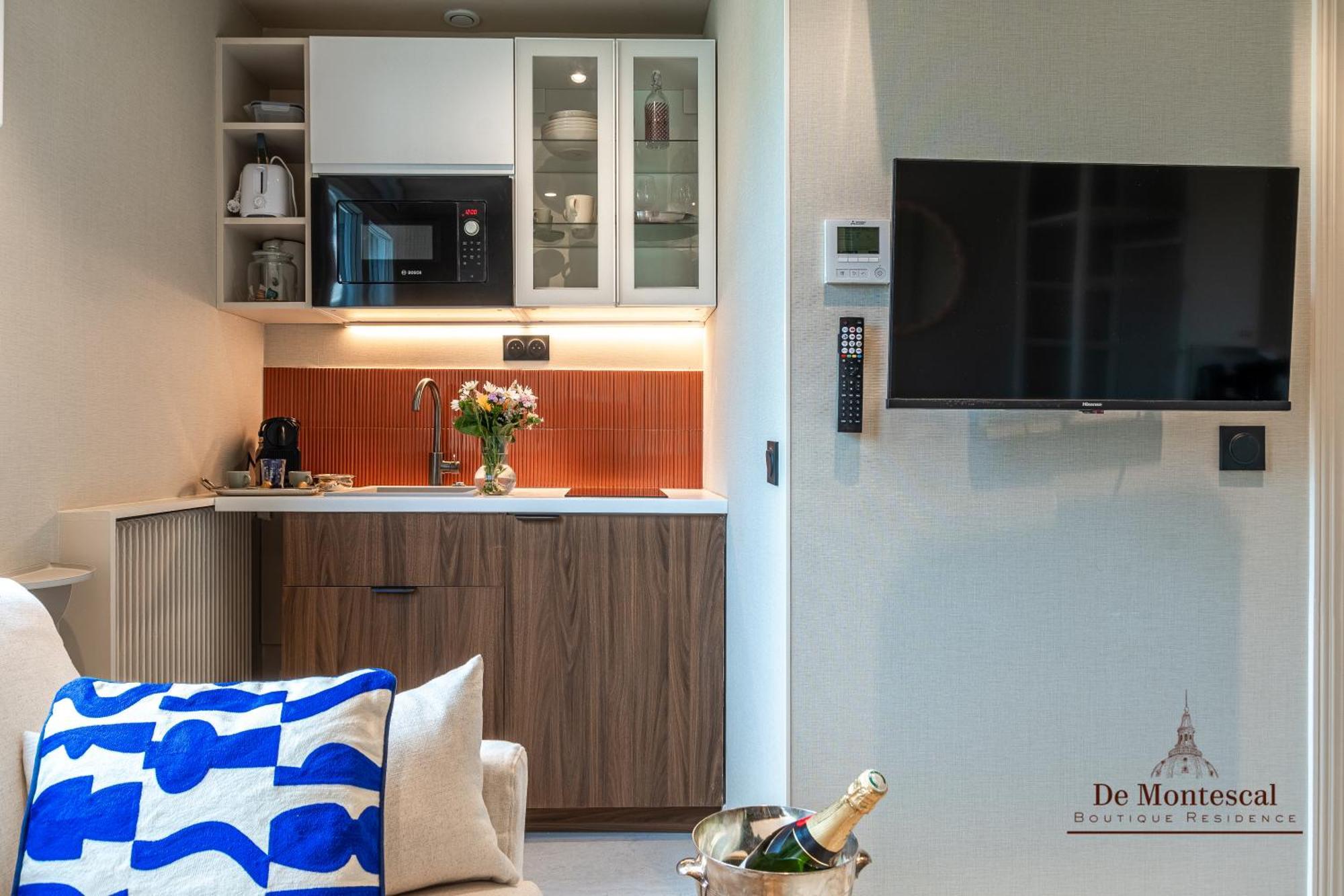 De Montescal- Montparnasse Central With Ac 11 To 14M2 Studio In A Prime Location 巴黎 外观 照片